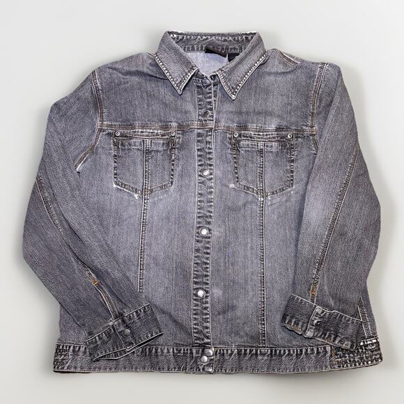 Chico’s Size 2 Gray Denim Jean Jacket Stretch Snap Front Pockets Cotton Blend - Picture 1 of 4